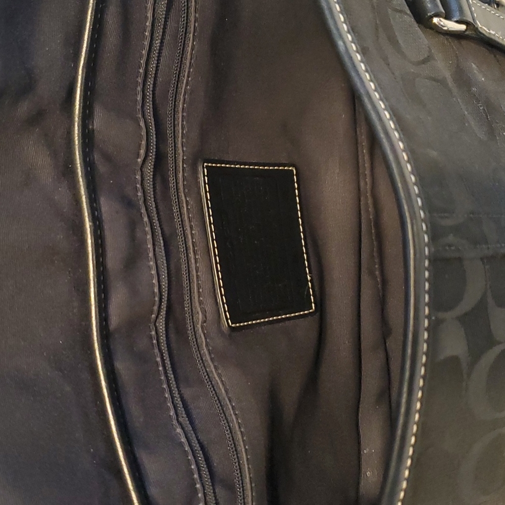 Black Coach purse - Picture 4 of 4